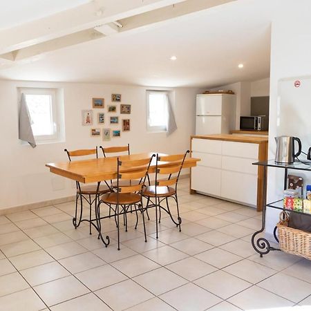 Appartement Spacieux Rochereau LʼIsle-sur-la-Sorgue Exteriér fotografie